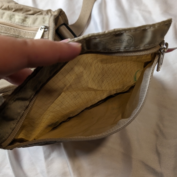 Khaki lesportsac adjustable strap beige purse shoulder crossbody - Picture 6 of 7